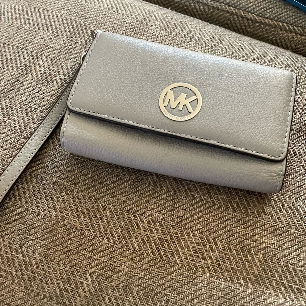 Michael Kors Gray Trifold Wallet with Wristband Card Holder